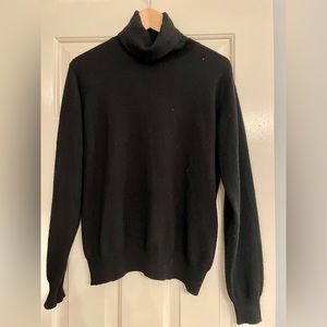 William Kasper Cashmere Black Turtleneck Sweater